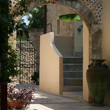 骑士精神精品酒店 Rhodes City