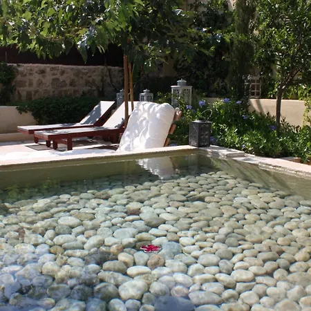 骑士精神精品酒店 Rhodes City