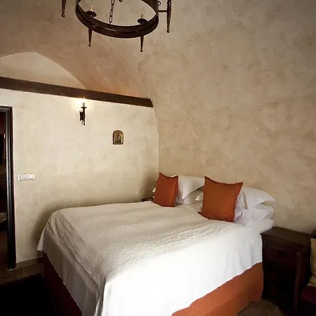 Spirit Of The Knights Boutique מלון