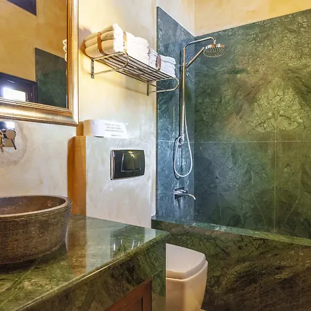 Spirit Of The Knights Boutique מלון 4*